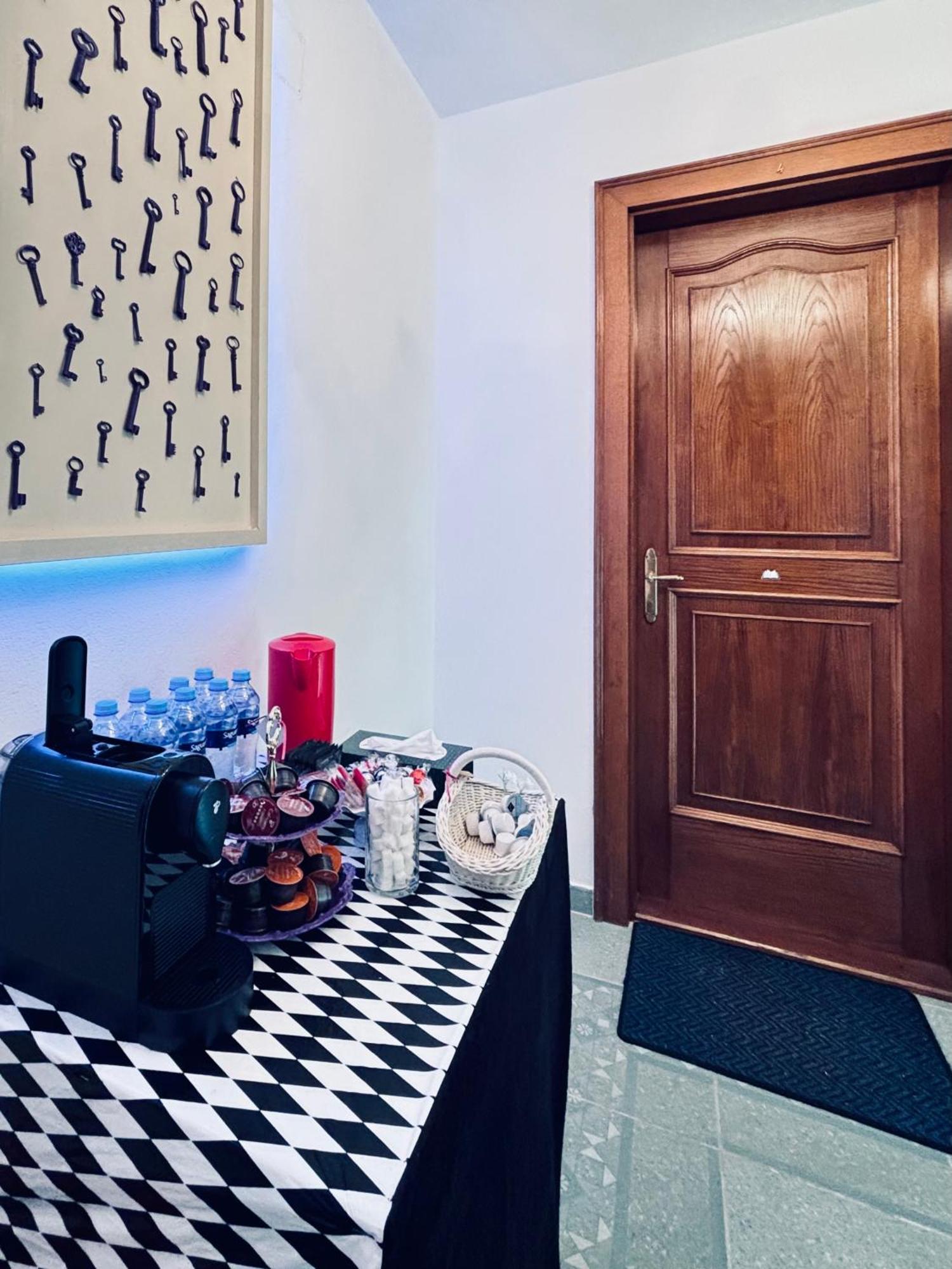 Poet'S Theme Room, Free Parking Карлові Вари Екстер'єр фото